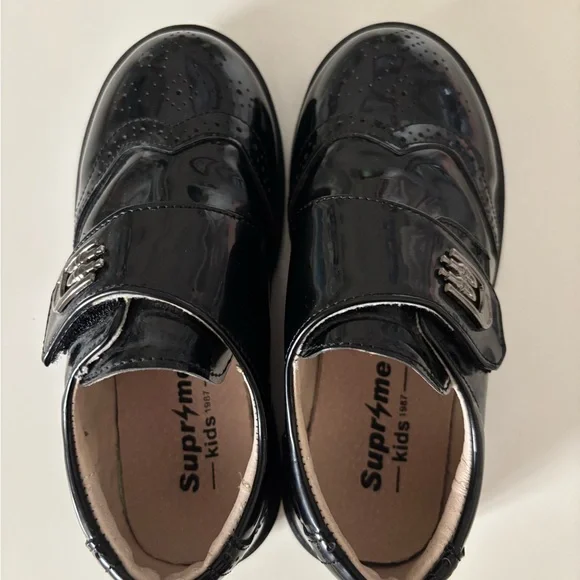 Little boy dress shoes size 11.5, all leather and rubber sole - Picture 2 of 6